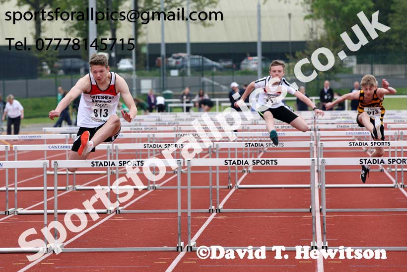 Boys under-15s 80 metres hurdles, 2019 North Eastern Track and Field Champs., Middlesbrough. Photo:  David T. Hewitson/Sports for All Pics
